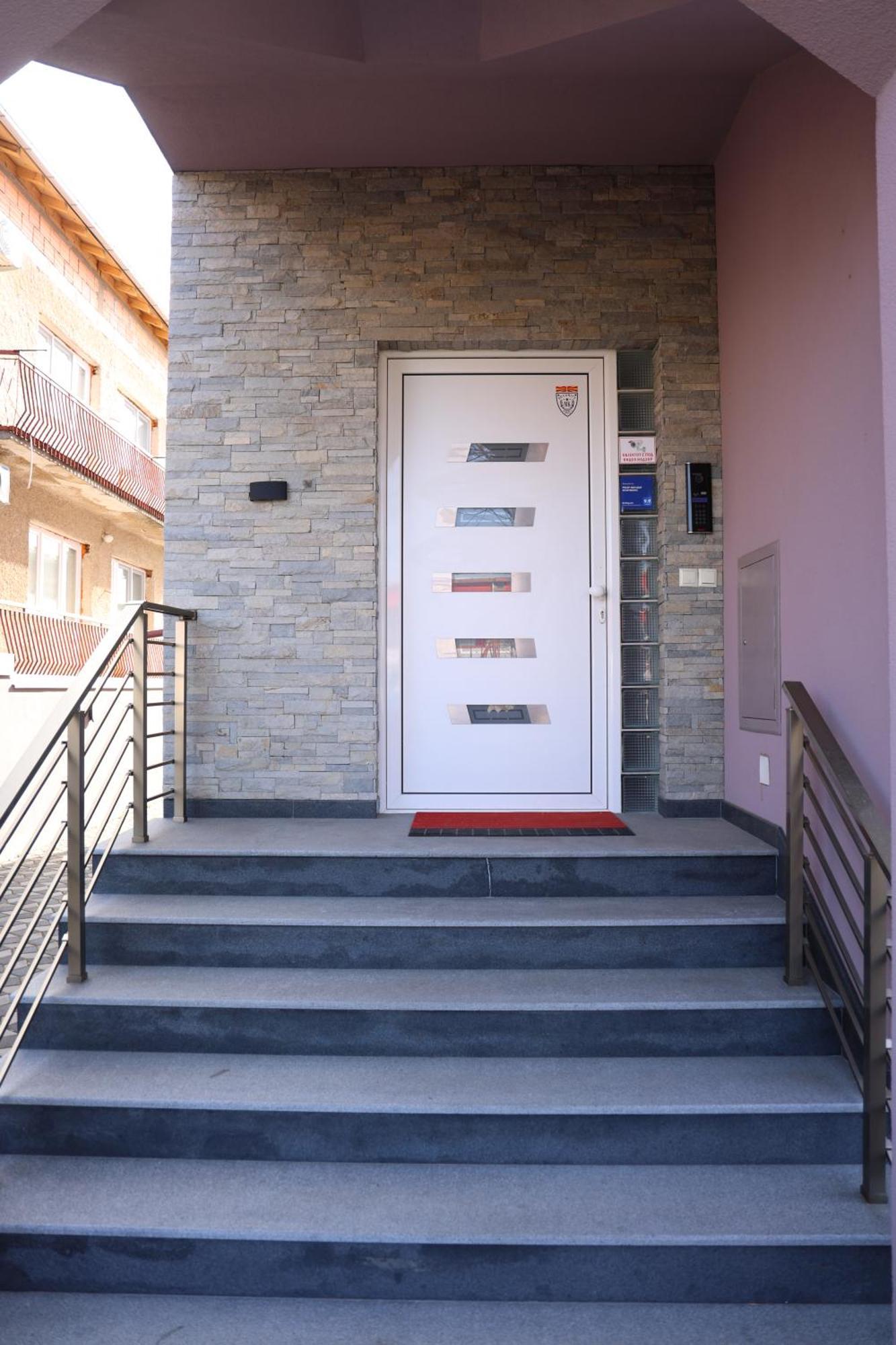Prilep New Best Apartments Bagian luar foto
